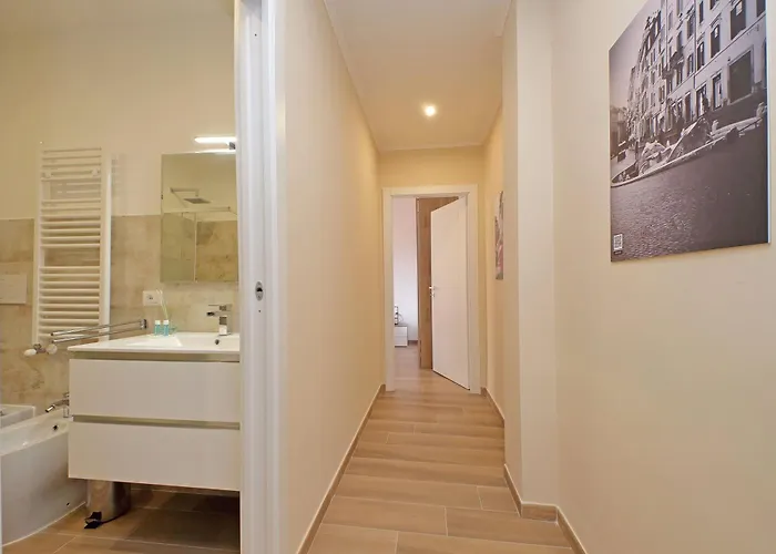 Prestigious Re Di Apartamento