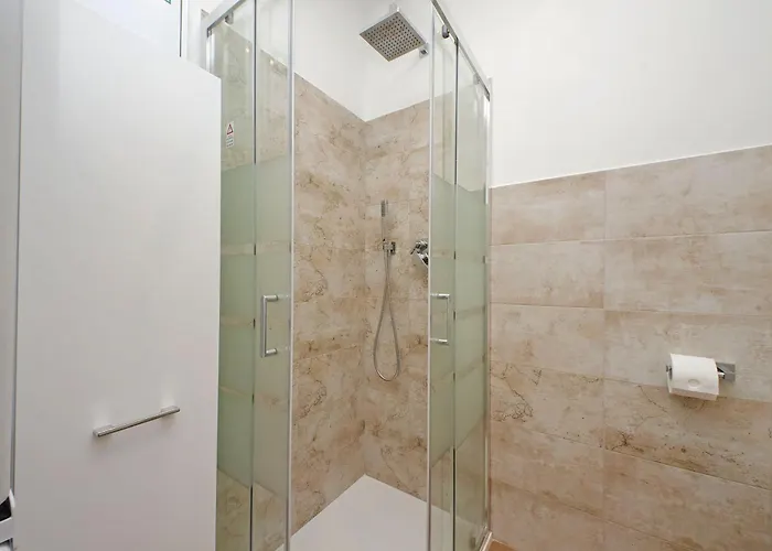 Prestigious Re Di Roma