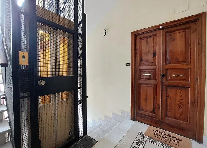 Prestigious Re Di Apartamento *